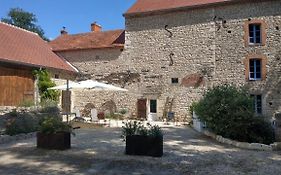 Le Moulin Des Valignards - Chambres D'hôtes  3*